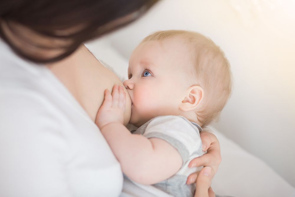 Amming øker mors følsomhet overfor barnet i mange år / 2018 / Helsemagasinet vitenskap og fornuft