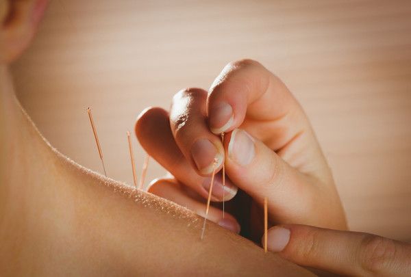 Akupunktur mot smerter etter kirurgi / 2015 / Helsemagasinet vitenskap og fornuft